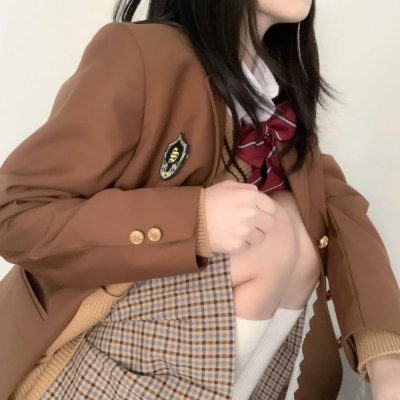 在这里